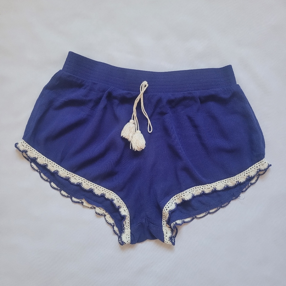 Cute short